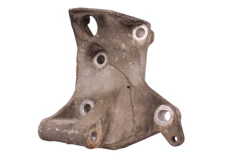 Držiak alternátora