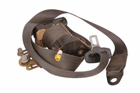 Pravý predný bezpečnostný pás čierny