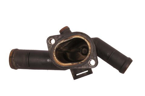 Príruba chladiaceho okruhu 06A121132