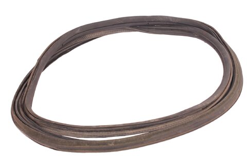 Gumové tesnenie zadných dverí kufra 870768