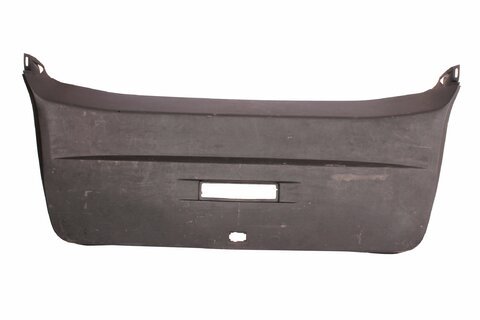 Kryt dverí kufra spodný