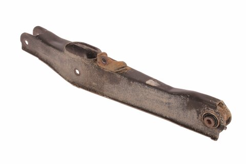 Priečne rameno zadnej nápravy spodnej