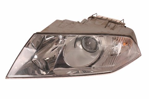 Predný ľavý halogénový svetlomet elegancie