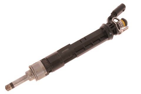 Vstrekovacia tryska paliva - benzín