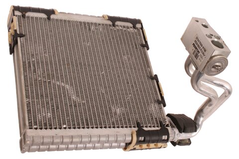 Výparník klimatizácia s expanzným ventilom