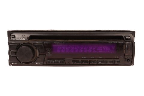 Autorádio s CD (AUX USB MP3 WMA) univerzálne