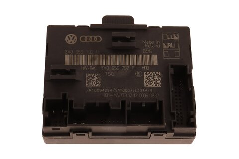 Riadiaca jednotka dverí predná pravá 8X0959792F