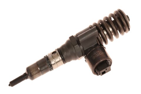 Vstrek paliva 03G130073G