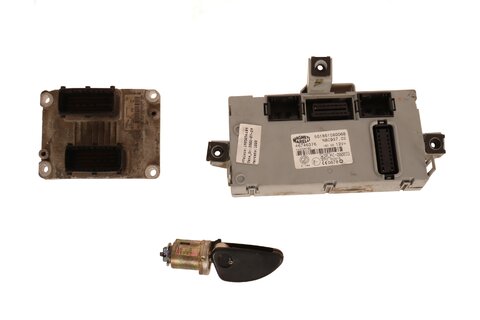 Riadiaca jednotka motora (sada) 1.6 16V 73508150