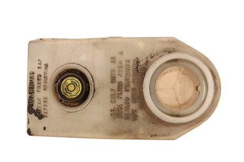 Nádržka brzdovej kvapaliny