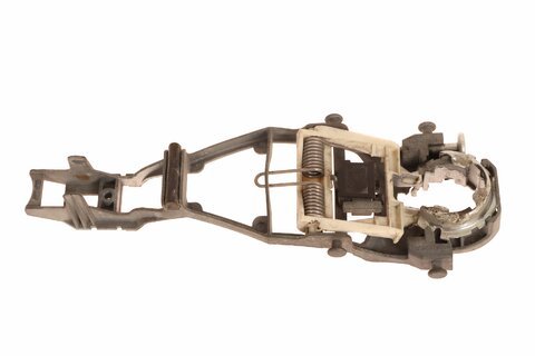 Upevňovací strmeň pravej prednej/zadnej kľučky 1K0837886A