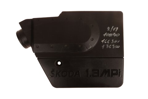 Nasávacie hrdlo škrtiacej klapky 047129654