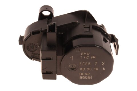 Motorček kúrenia 64113452404