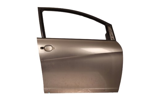 Dvere predné pravé 5P0831056