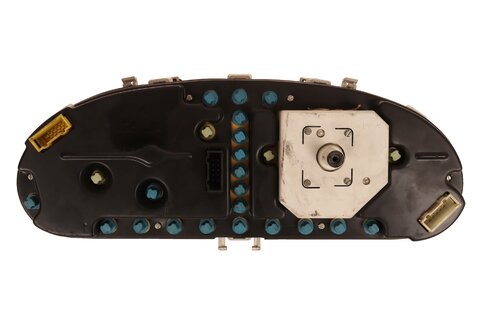 Prístrojový štít s otáčkomerom