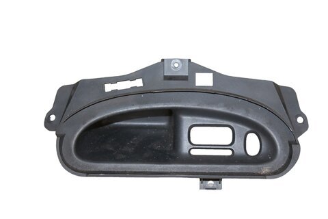 Odkladacia priehradka palubnej dosky