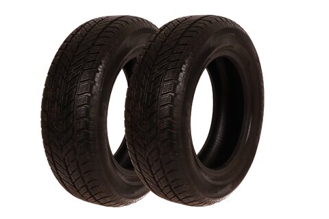 Súprava dvoch pneumatík ZIMNÁ 205/65 R15 94T Starfire W200 (6 mm) rok 2017