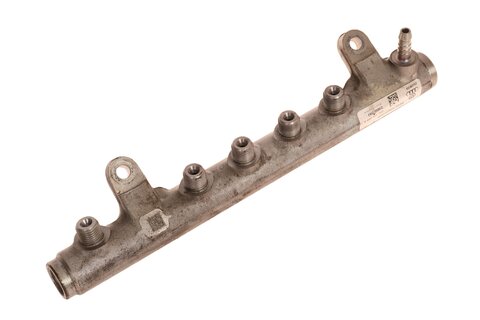 Rozdeľovač paliva (rail) 03L130089A