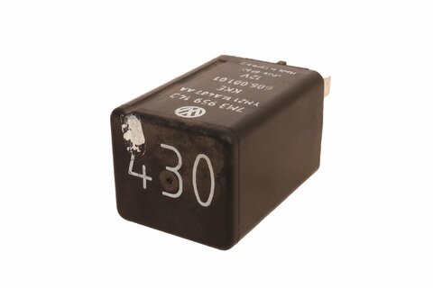 Relé prídavného kúrenia 430 7M3959143
