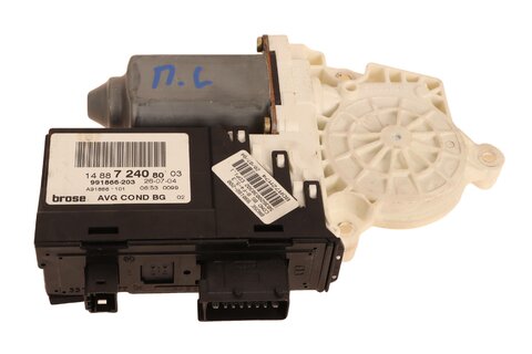 Motorček ľavej prednej sťahovačky 1488724080