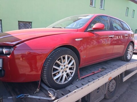 Alfa Romeo 159 1.9 JTS 16V 118 kW