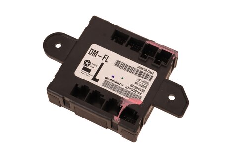 Riadiaca jednotka predných ľavých dverách K68155773AE