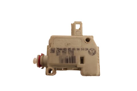 Motorček centrálneho zamykania kufra - 1M0959781A 1U0862159 3B0959781B
