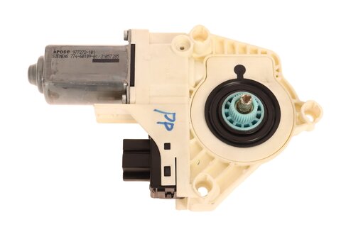 Motorček sťahovačky pravý predný 4F0959802D