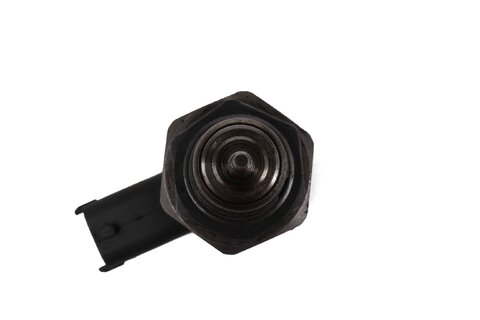 Ventil pre reguláciu tlaku paliva