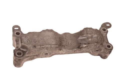 Držiak motora - pravý 9682776880