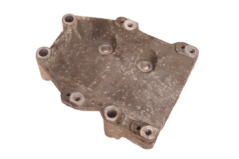 Držiak kompresora klimatizácie