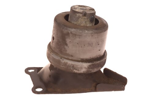 Uloženie motora 7LA199256