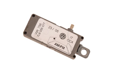 Anténny zosilňovač 7L6035577