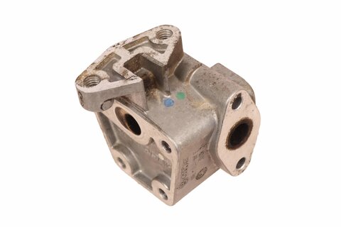 Adaptér k EGR ventilu 06A131117D 06A131166E