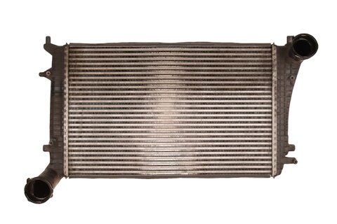 Chladič nasávaného vzduchu - intercooler 3C0145803 F/D