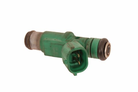 Vstrekovacia tryska 1984G0