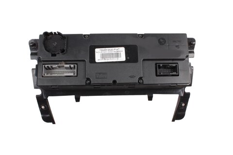 Panel ovládania kúrenia (automatická klimatizácia)