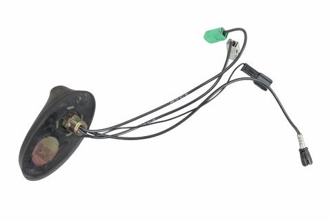 Pätka antény s navigáciou