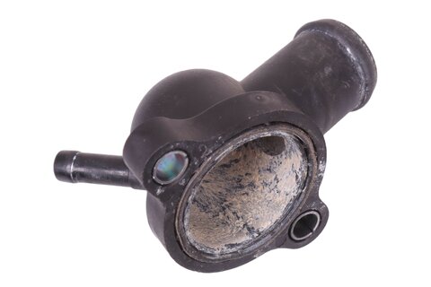 Príruba chladiva 04L121131AA