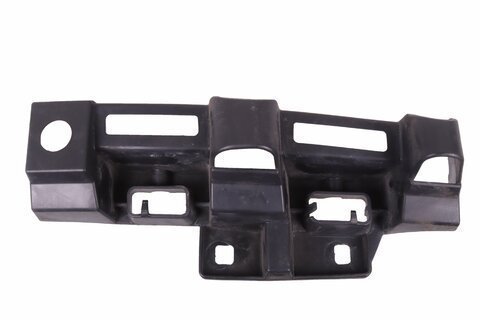 Držiak predného nárazníka pravý 622200007R