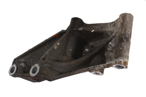 Držiak motora zadné