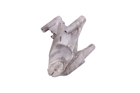 Držiak motora pravý 070199308A