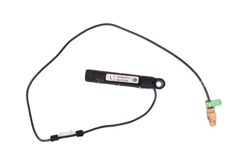 Anténny zosilňovač vľavo 1K6035577R