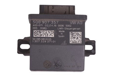 Riadiaca jednotka nastavenia sklonu svetlometov 5Q0907357