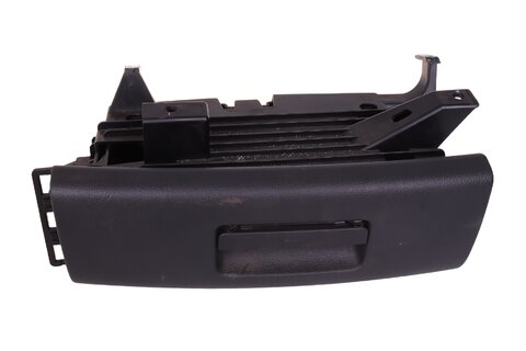 Schránka pod sedadlo pravá 5G0882602A82V