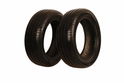 Súprava dvoch pneumatík LETNÁ 195/55 R16 87H MICHELIN PRIMACY 4 ( 5,5 mm) rok 2021