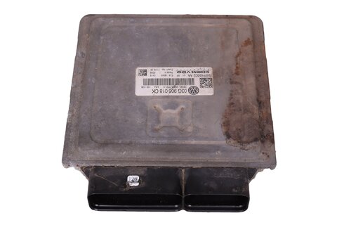 Riadiaca jednotka motora 03G906018CK