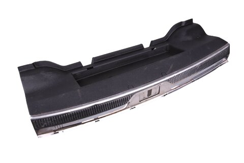 Kryt nákladovej hrany batožinového priestoru 3T5863459B