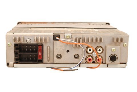 Autorádio s CD, AUX, MP3, univerzálne