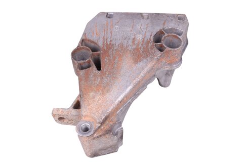 Vzpera motora pravá 038199207P AL/AJ/M